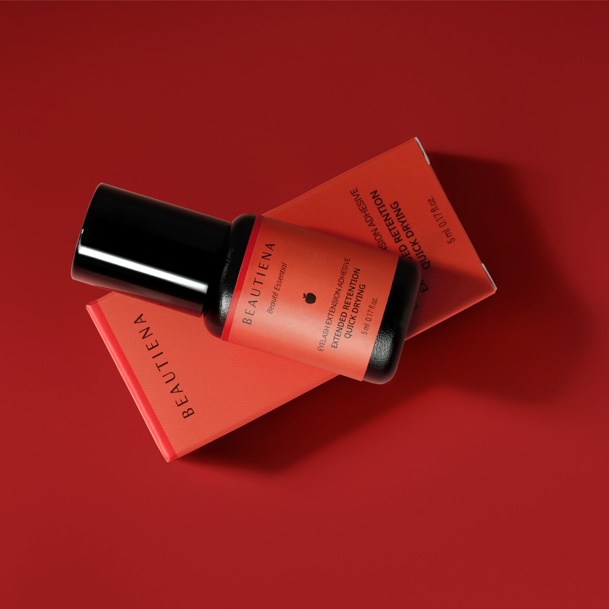 BEAUTÉ Essential Glue (Apple) offers remarkable retention up to 7 weeks and a quick drying time of 1.0 - 2.0 seconds. Not only harmful materials such as latex and formaldehyde are used but no animal test is done as well. The glue provides lower fume which helps customers a better experience.